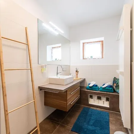 Wohlfuehlapartment Mitten In Apartamento *